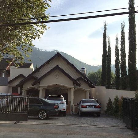 Shakila Guest House Malang Luaran gambar